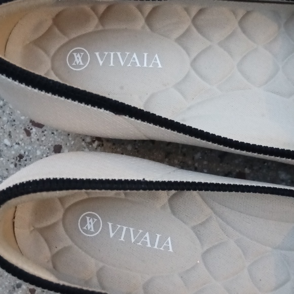 NEW Vivaia Julie Pro Women's Knit Block Heel Almond Toe Shoes Size 9.5 - Picture 6 of 8